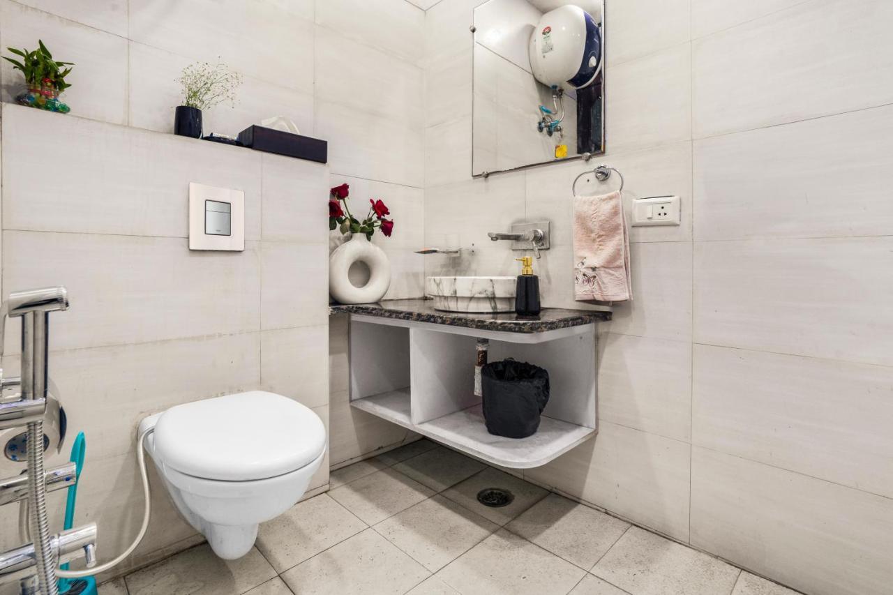 Homlee-Villa Luxury-2Bhk-Anand Vihar-Ramprastha Ghaziabad Exterior photo
